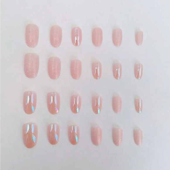 24pc Nail Set ❤️ - Picture 3 of 4